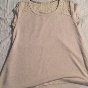 Rewind cute t-shirt with lace top back